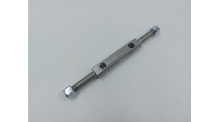 Upper fulcrum pin Upper fulcrum pin