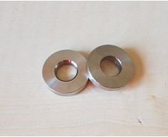 Stabiliser bar (anti roll-bar) spacers (pair)