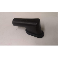 Clutch arm dust boot
